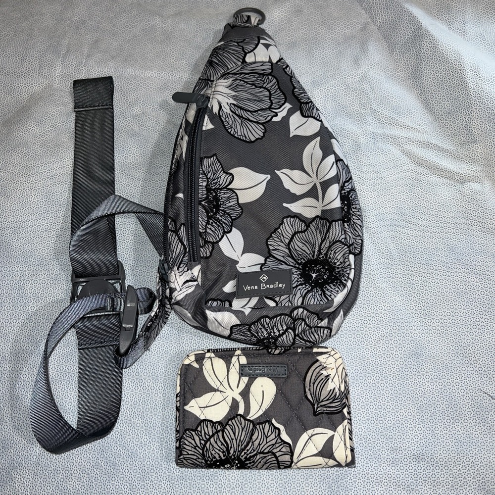 Vera Bradley LightenUp Essential Compact Mini Sling/WalletGray White Moon Shadow